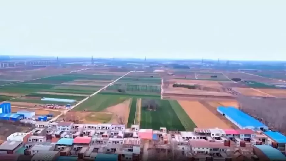 electric city staggering drone vid 980967828 1742524779620 1742569306845