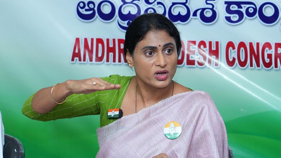 ys sharmila 1743769040373 1743769040681